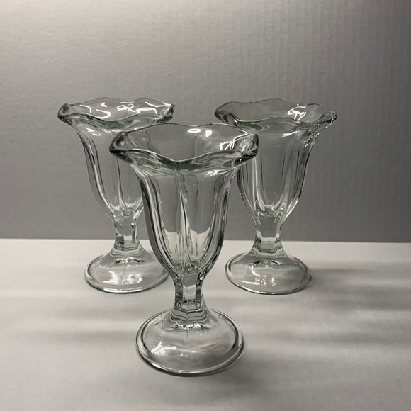 Anchor Hocking Kitchen Vintage Tulip Shape Parfait Ice Cream Sundae